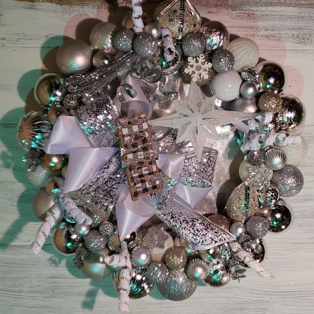 Silver Bauble Wreath